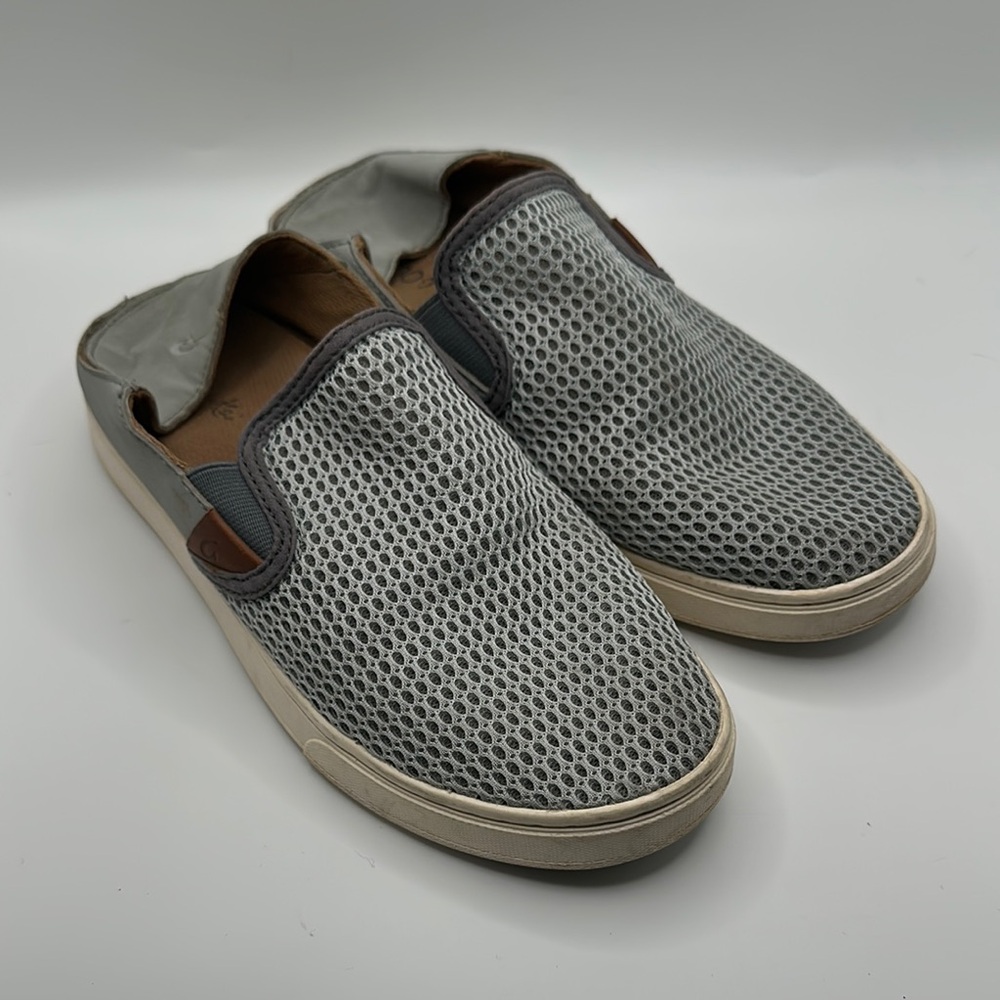 Olukai PEHUEA Sz 8 GREY MESH SLIP ON SHOE Drop Down Heel